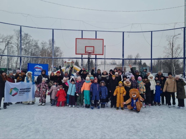 Представители Молодежной палаты поселения Филимонковское провели праздник на льду