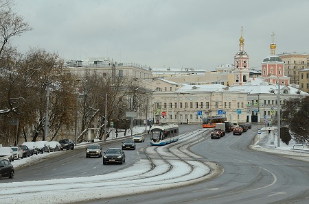 Эстакады, мосты, тоннели: порядка 37,5 километра объектов дорожного хозяйства построили в Новой Москве в 2023 году